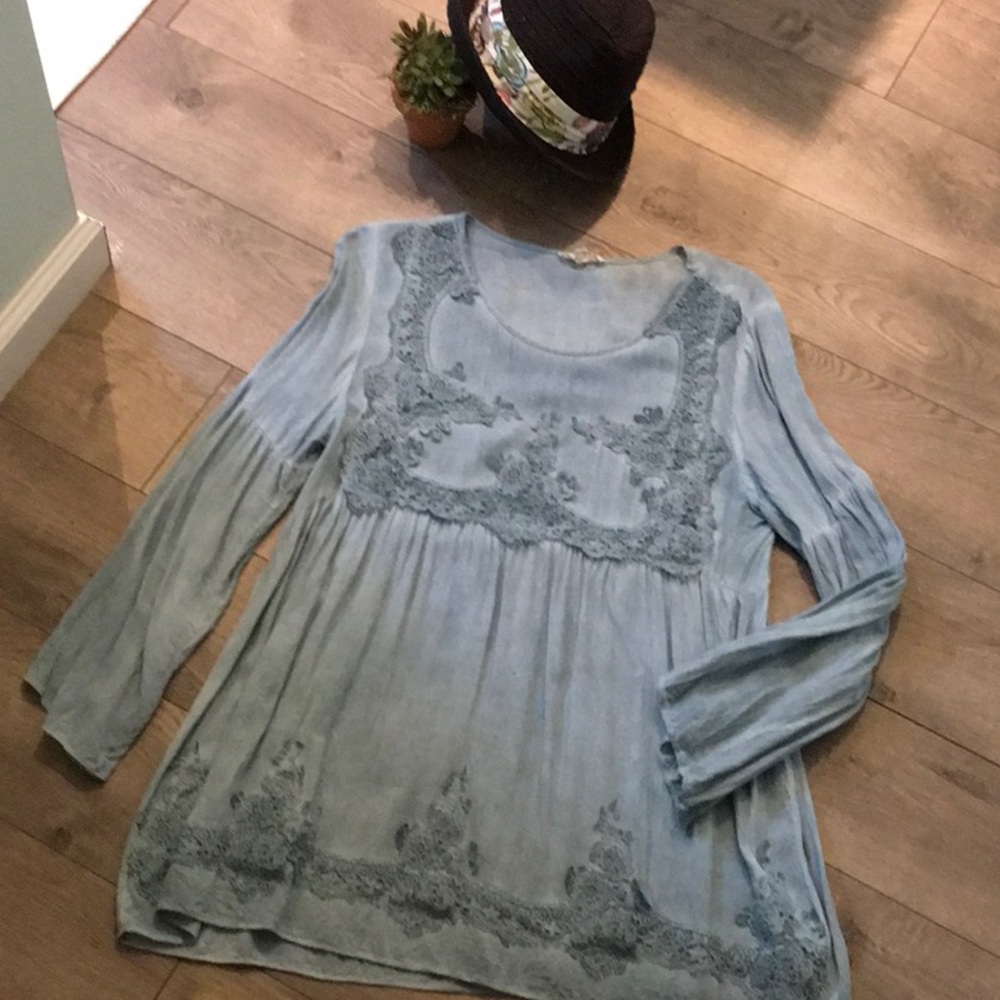 SOFT COLOR WASHED TOP